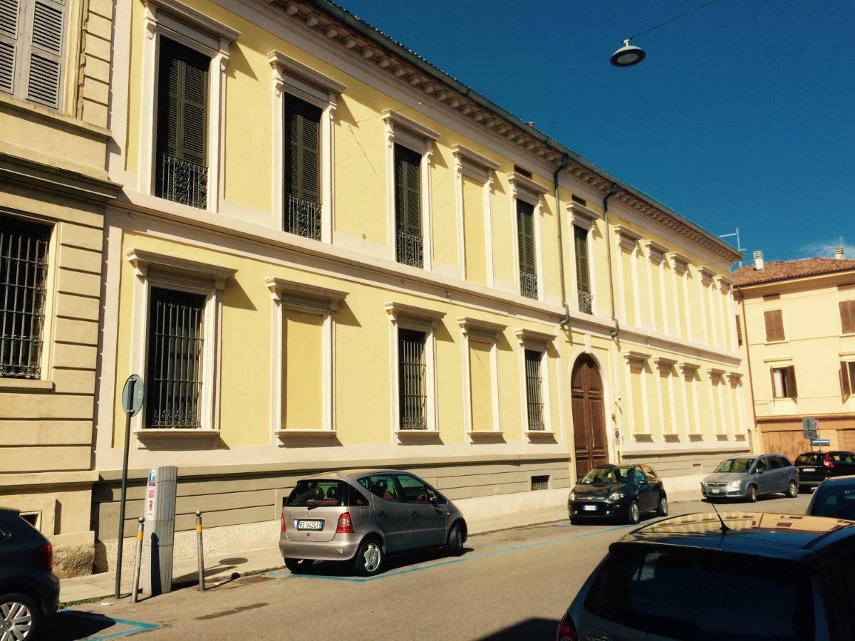 Da Luigi New Apartment Cremona Exterior photo